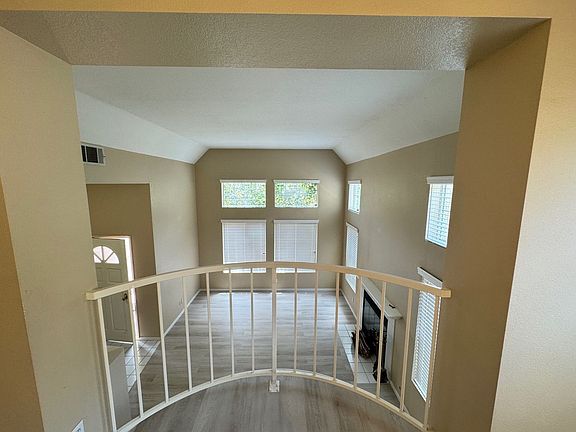 2nd image of 694 Warwick Ave