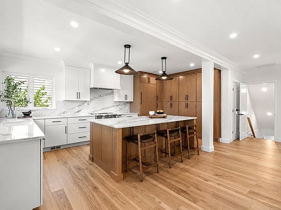 3rd image of 68 Barnard Ave