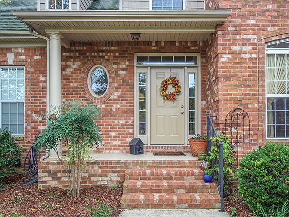2nd image of 5429 Cavendish Dr