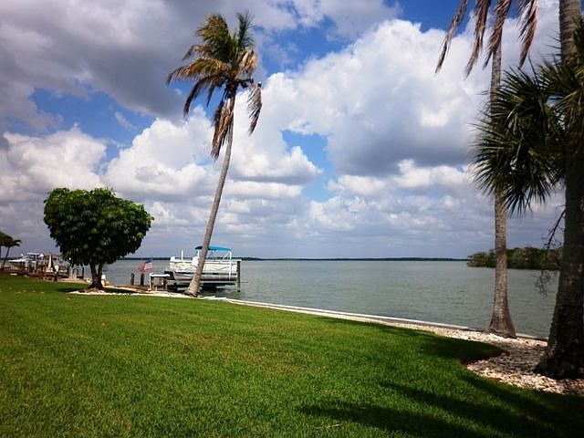 1st image of 17 Bayview Blvd
