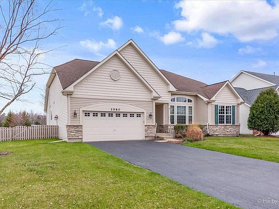 5th image of 2980 Carlisle Ln