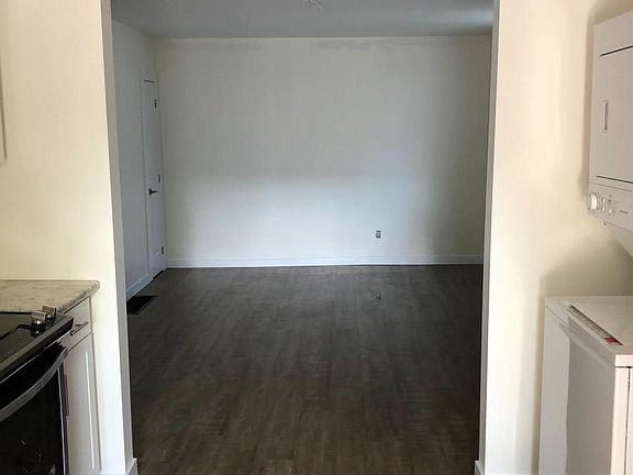 4th image of 28 Princess St #2