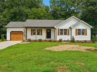 425 Mr Henry Rd, Mocksville, NC 27028