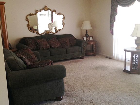 2nd image of 1401 N Terrace Dr