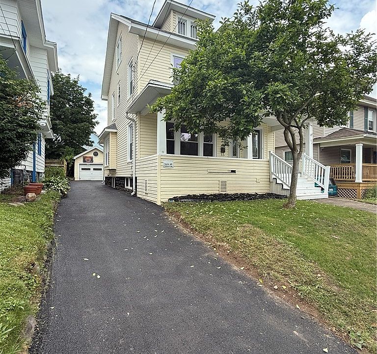 1st image of 162 Hastings Pl