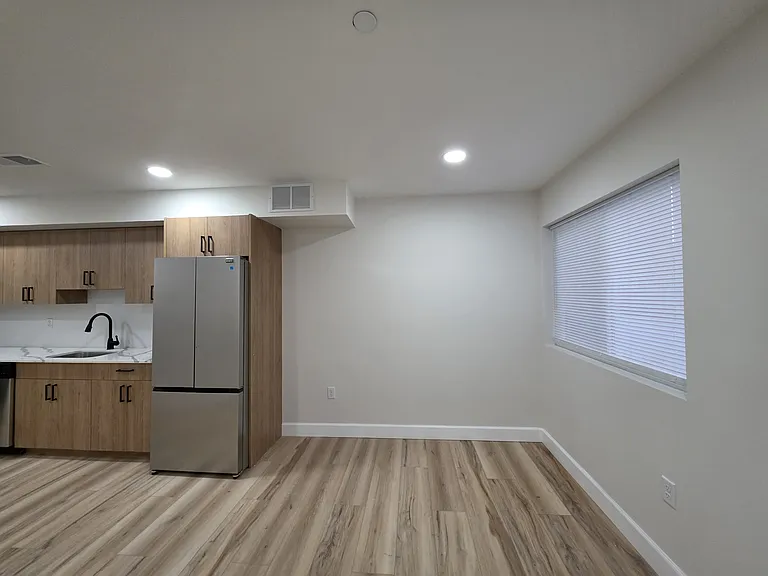 44 Warner St #B10 — Photo 4
