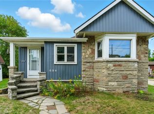 684 Beach Blvd, Hamilton, ON L8H6Y4