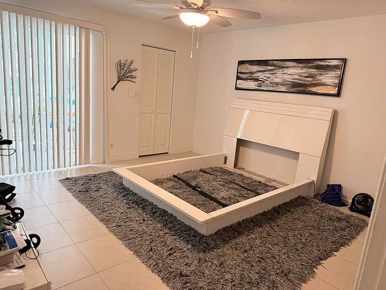 3002 Portofino Isle #D1 — Photo 7