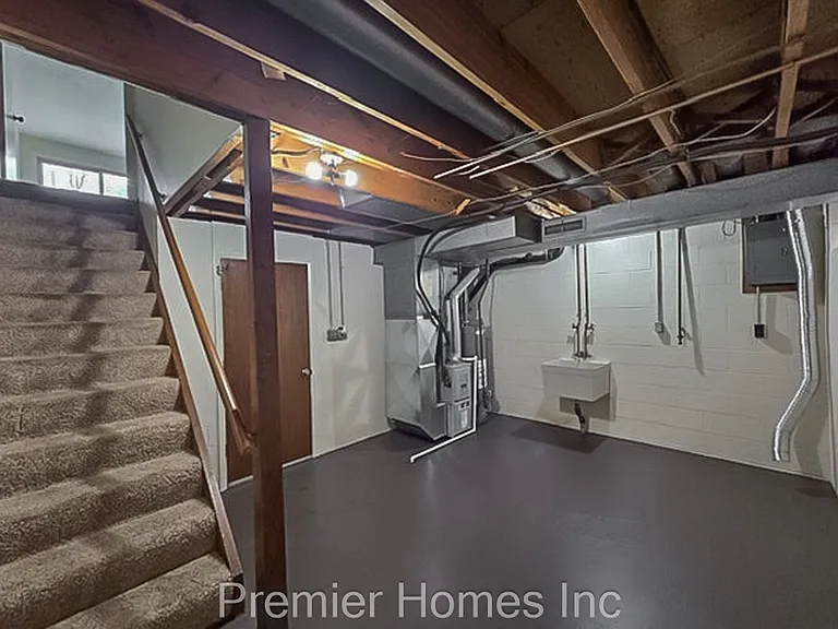 3710 Martindale Rd NE #C — Photo 11