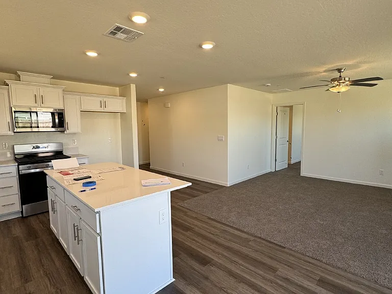 4549 Michelle Dr — Photo 14