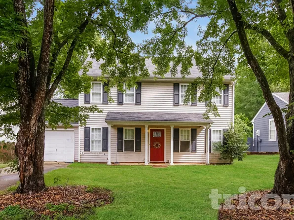 9022 Jaldena Dr, Charlotte, NC 28227