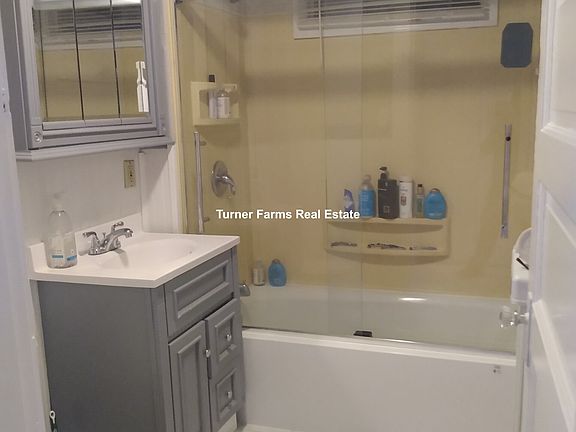 2nd image of 109 North St #1F