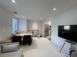 67-14 230th St Floor 2, Oakland Gardens, NY 11364