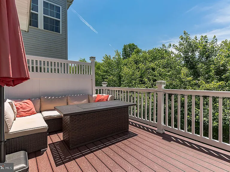 423 Dogwood Dr — Photo 31
