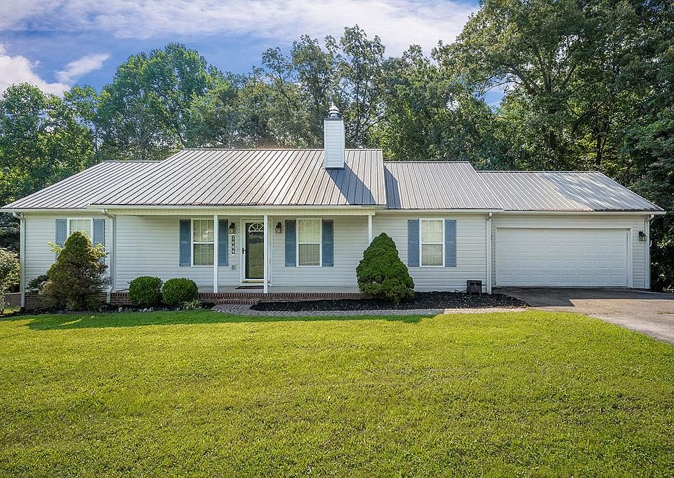 1st image of 3609 Brookwood Dr
