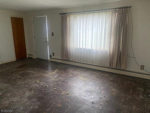 2nd image of 49 Memory Ln