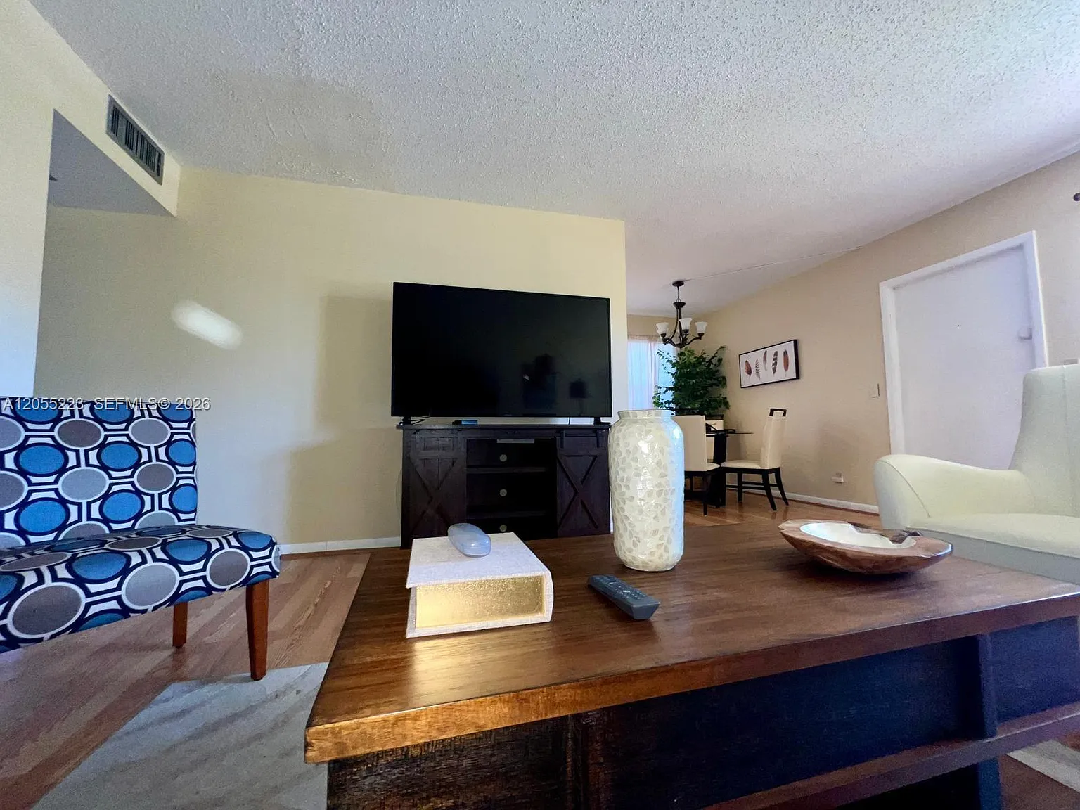 Mansfield At Century Vill — Photo 2