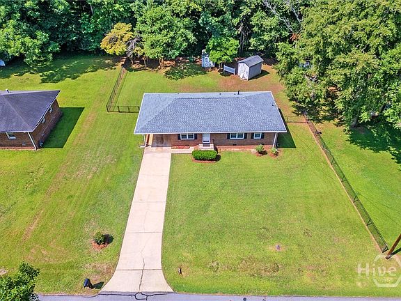 2nd image of 155 Freeman Circle