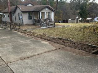 2117 Virginia Mines Rd, Saint Clair, MO 63077