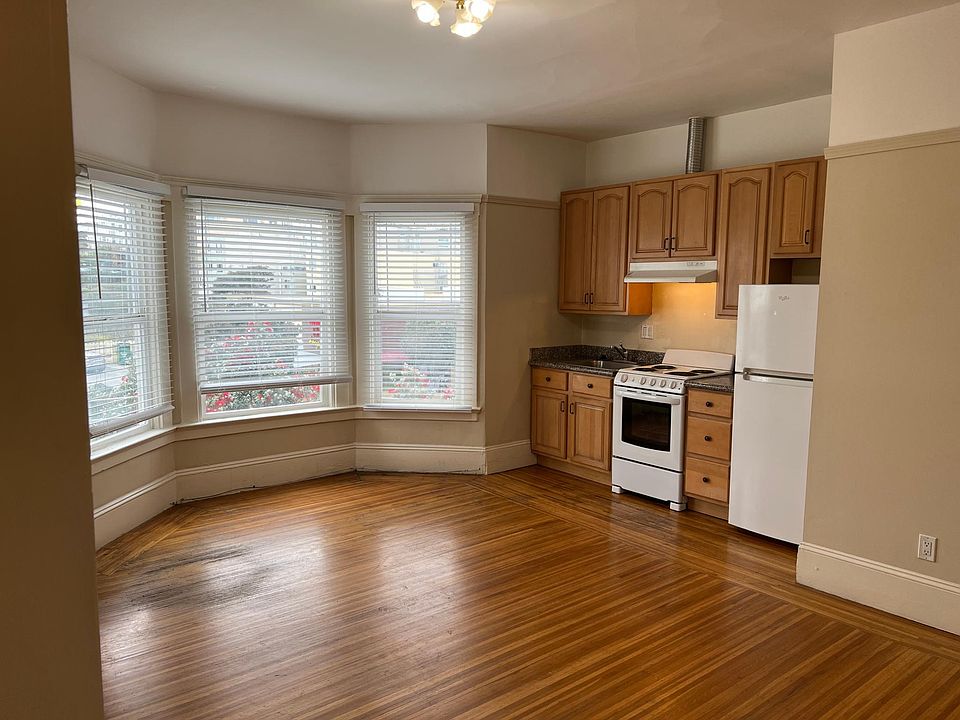 1st image of 495 27th Ave #15