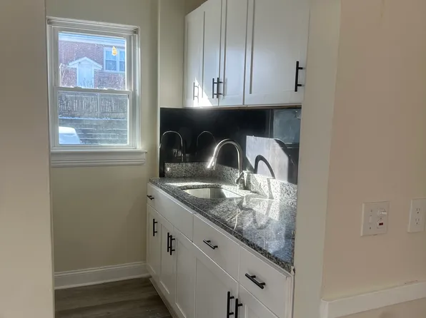 66 Swift St #1, Providence, RI 02904