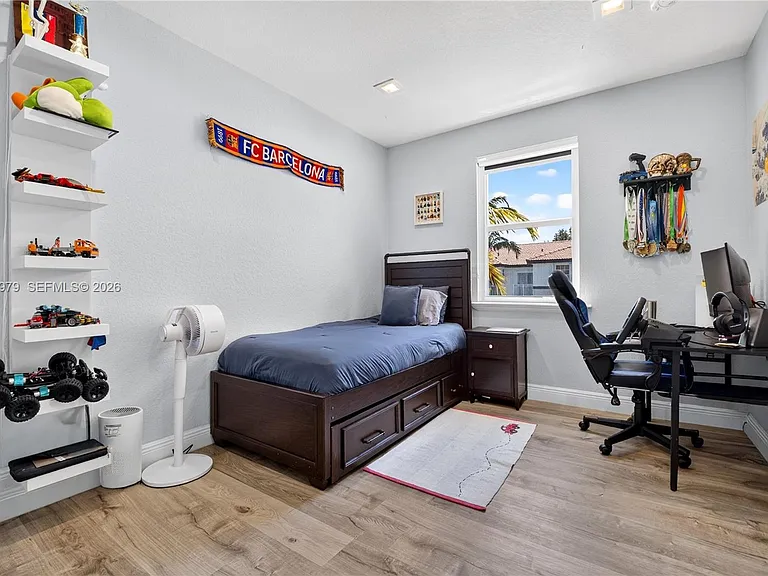 8061 NW 114th Pl #8061 — Photo 31