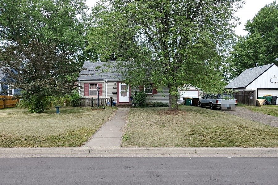 1st image of 5333 Girard Ave N