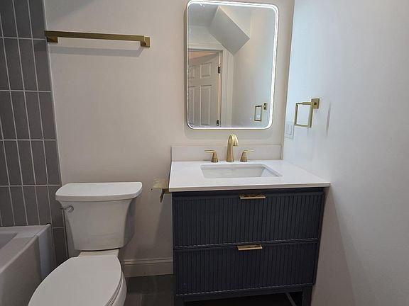 Backlit vanity mirror (heated for anti-fog)