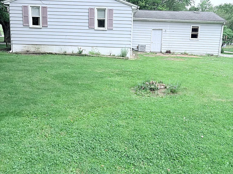 1211 Wooster Rd — Photo 3