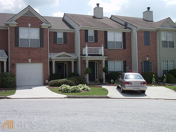 3rd image of 2747 Parkway Cv