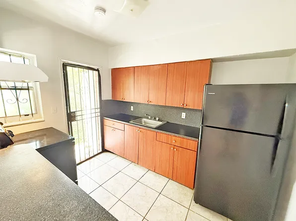 531 NW 110th St, Miami, FL 33168