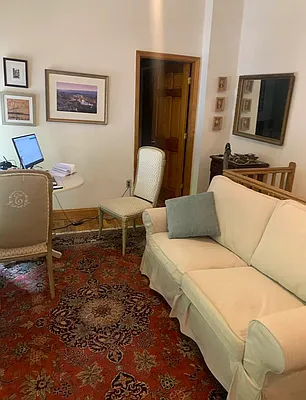 Rented by Oxford Property Group | media 11