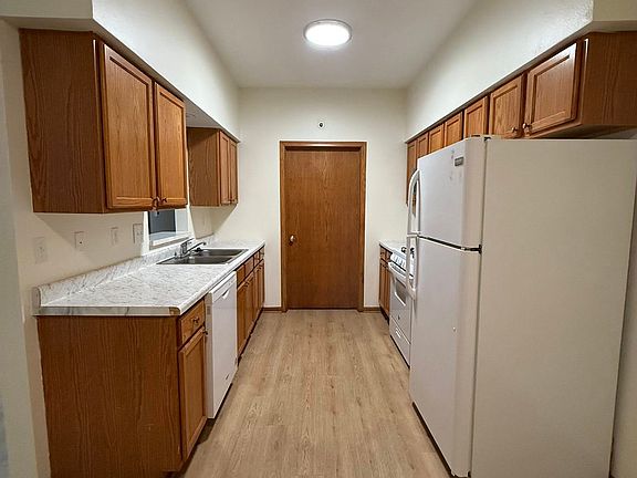 4th image of 2755 Lund Ave APT 2