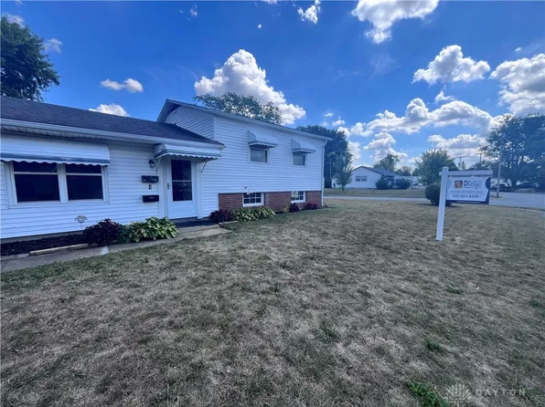 4 Deger Dr, London, OH 43140