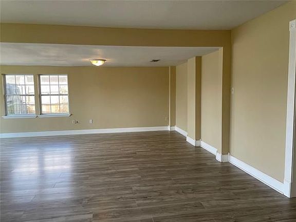 3rd image of 269 Briarwood Dr