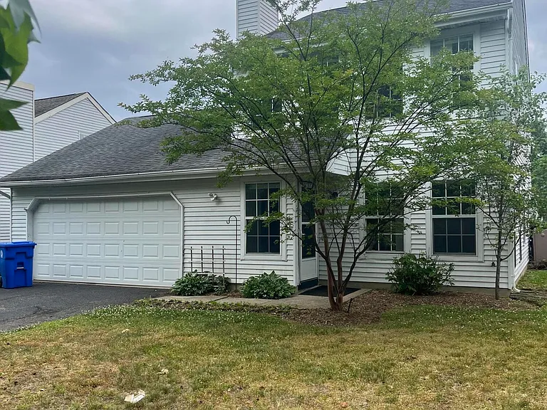 157 Malibu Dr — Photo 2