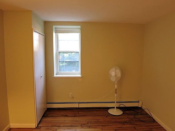 5th image of 48 Essex St APT 1