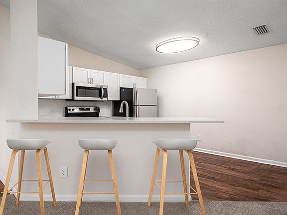 2nd image of 2768 Florida Blvd #1-609