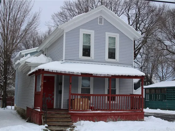 1013 Bronson St, Watertown, NY 13601