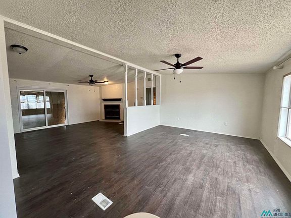 2nd image of 800 E Sage Ave