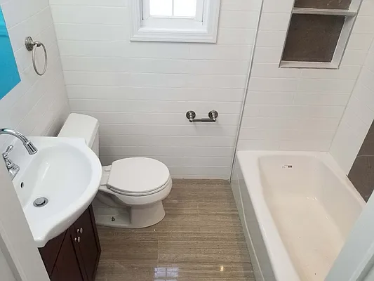 Sold by null | media 4