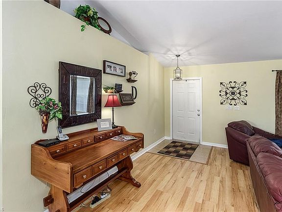 4th image of 2152 NW 24th Ave