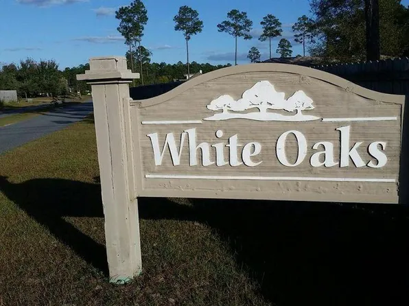 102 White Oaks Blvd, Southport, FL 32409