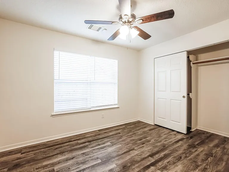 5741 Forest Timbers Dr — Photo 10