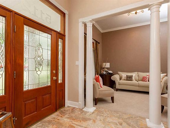 3rd image of 5112 Pine Hollow Dr