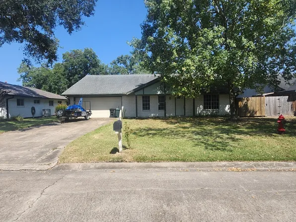 231 Highland Ter, League City, TX 77573