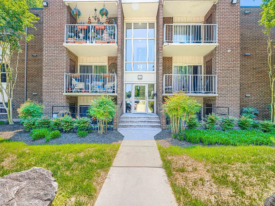 14 Mountbatten Ct #203