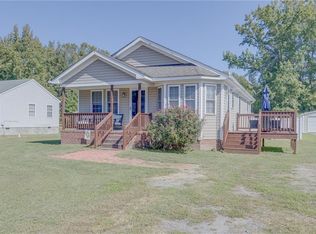 29037 Everett St, Newsoms, VA 23874