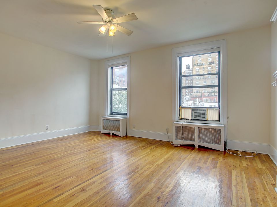 1st image of 128 W 81st St APT 10