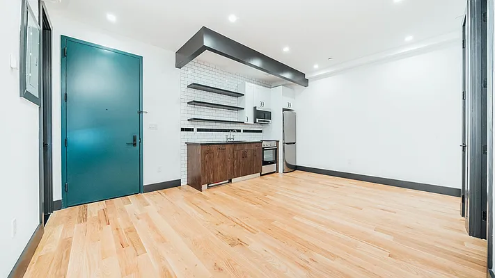 Rented by Nooklyn NYC LLC | media 8